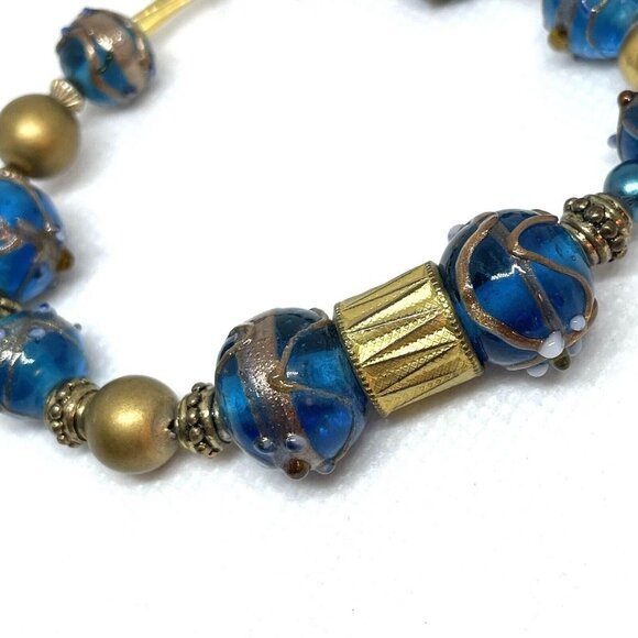 Blue Glass Beaded Bangle Bracelet Toggle Closure Gold Tone 8 Inches - Picture 2 of 5